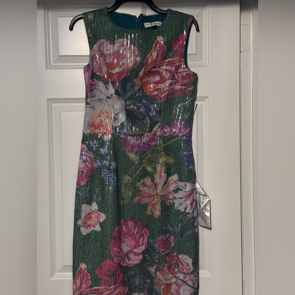 Dress the Population Green Floral Maxi Dress - Picture 1 of 5